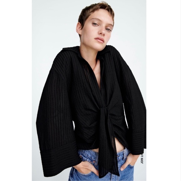 Zara black textured blouse - Picture 1 of 10